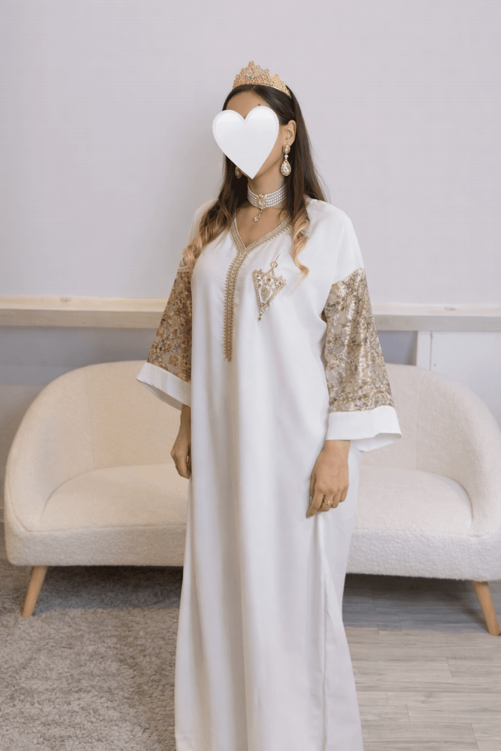 Abaya Berbere aux Fils d'Or - 1/4